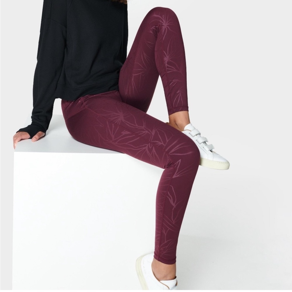 Sweaty Betty All Day Embossed 7/8 Leggings in Plum Red NWT